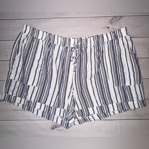 Blue Sol Striped Black and White Women's Shorts 2XL
Summer Spring Casual Beach